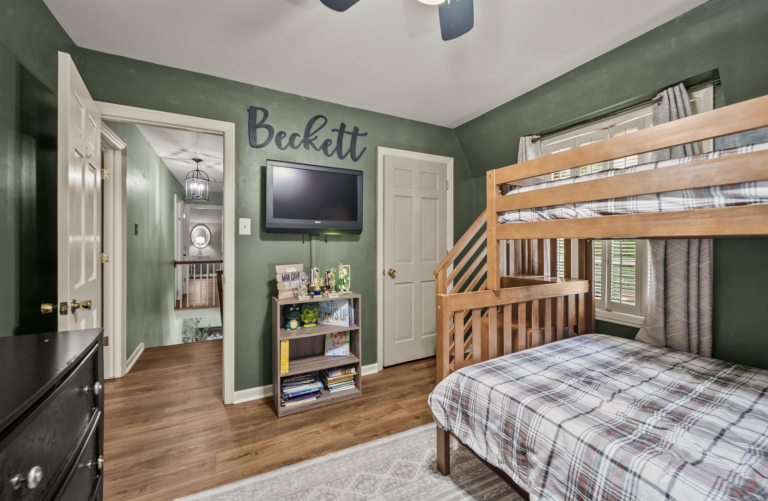PLEASANT VALLEY - Residential