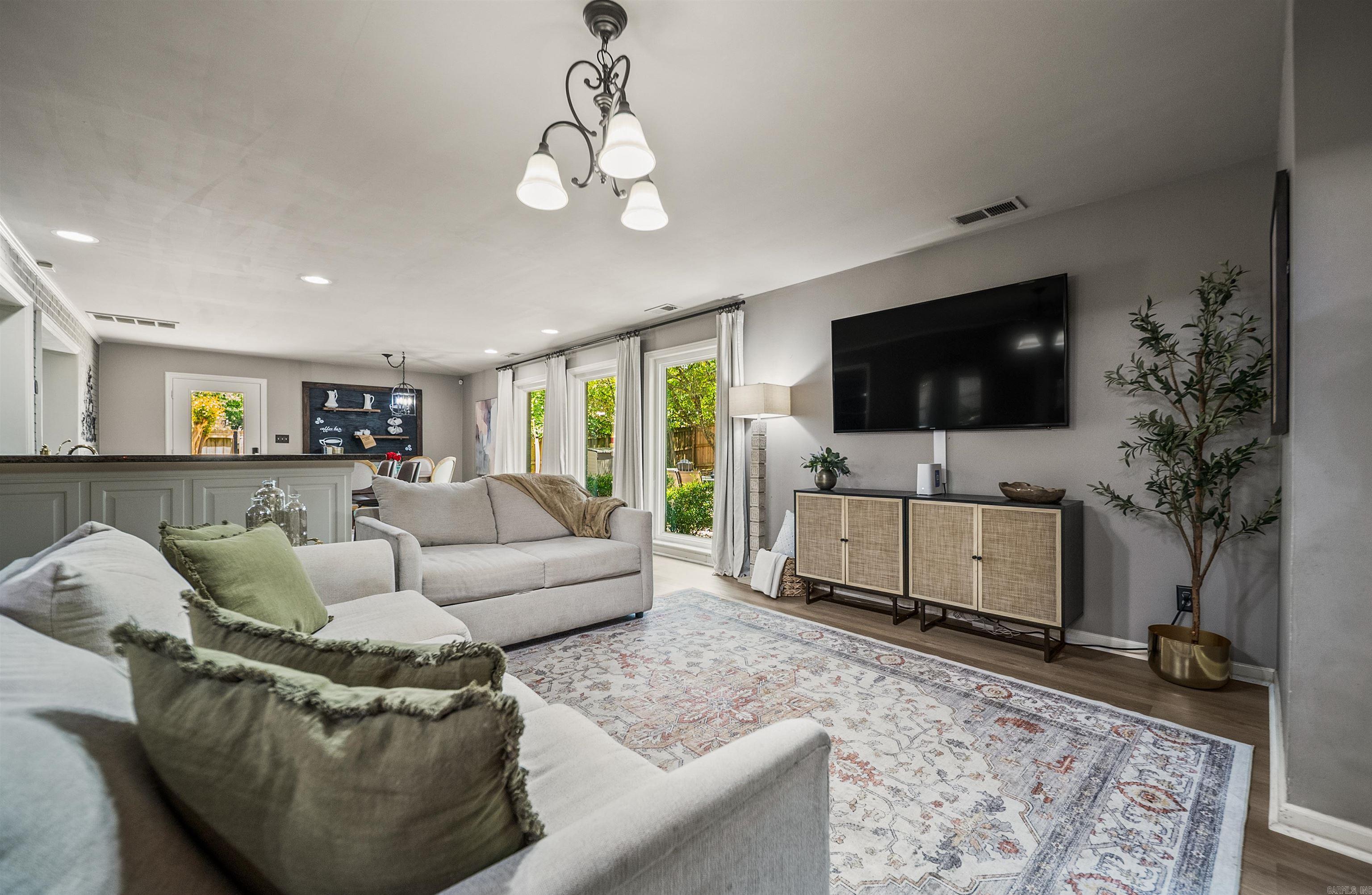 PLEASANT VALLEY - Residential