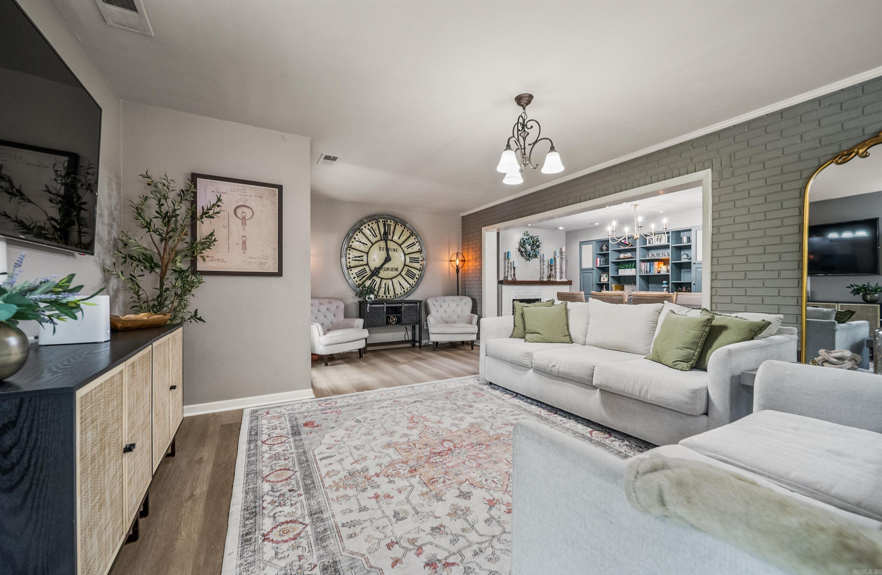 PLEASANT VALLEY - Residential