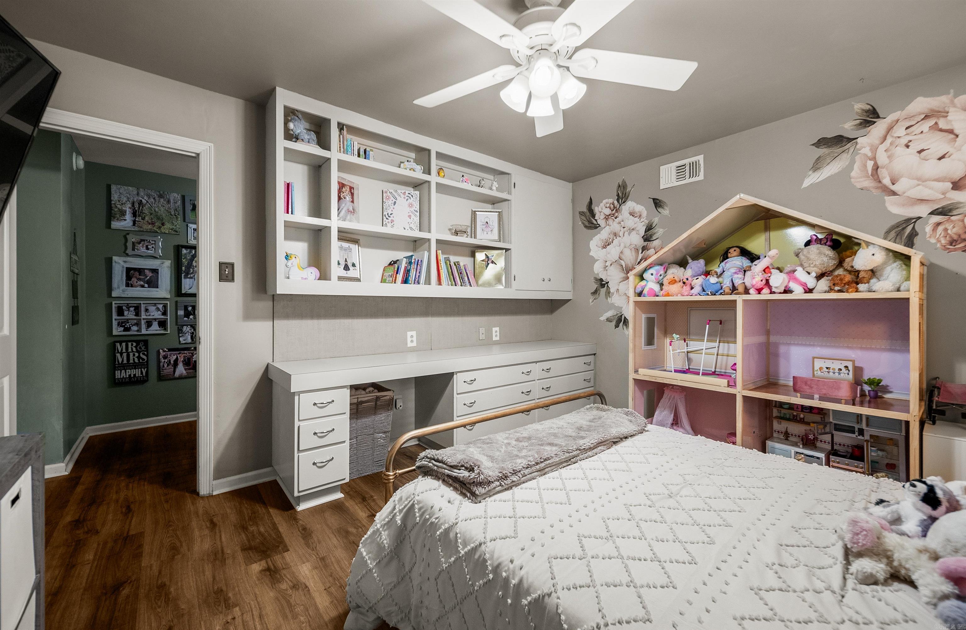 PLEASANT VALLEY - Residential