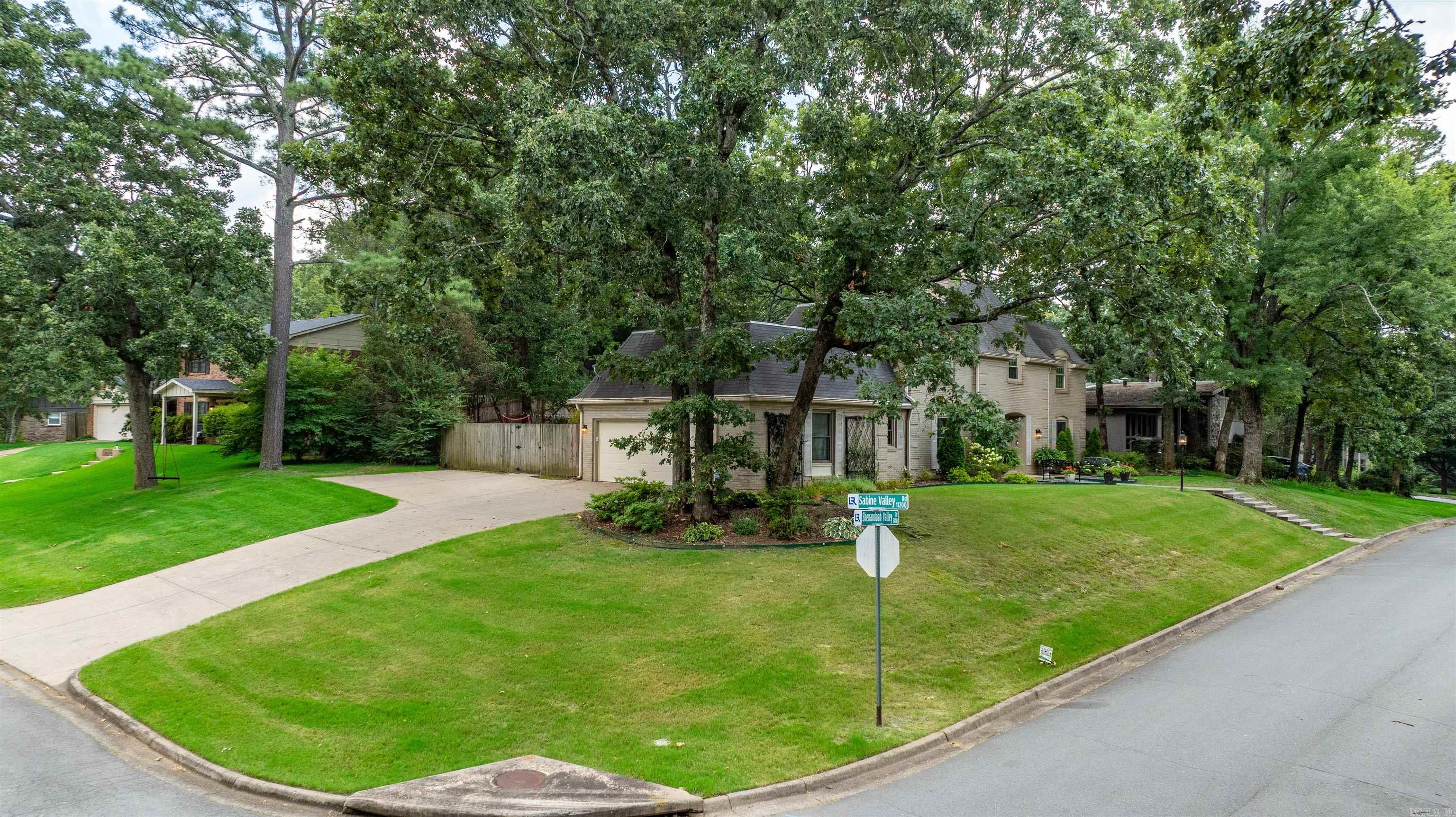 PLEASANT VALLEY - Residential