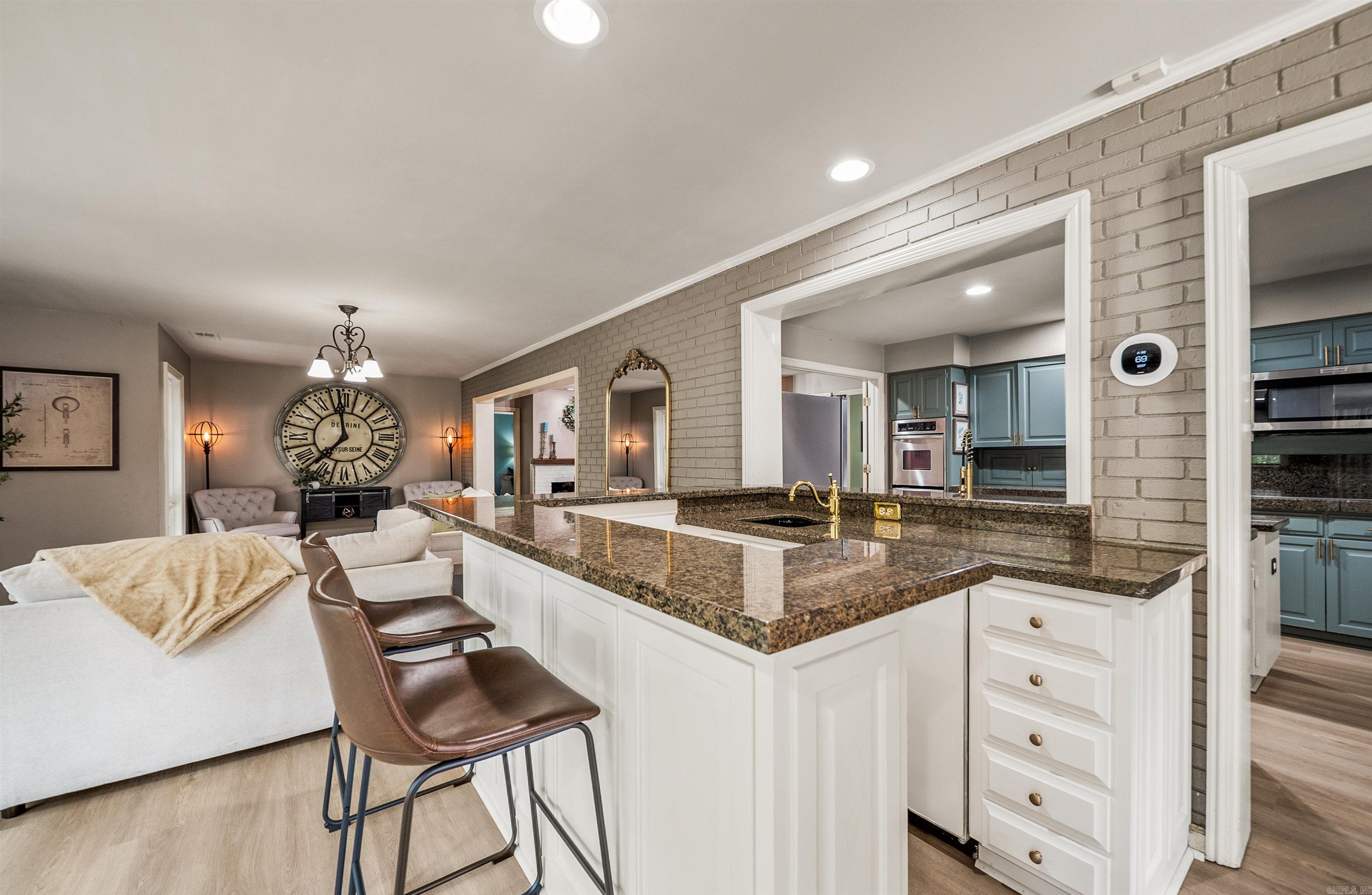 PLEASANT VALLEY - Residential