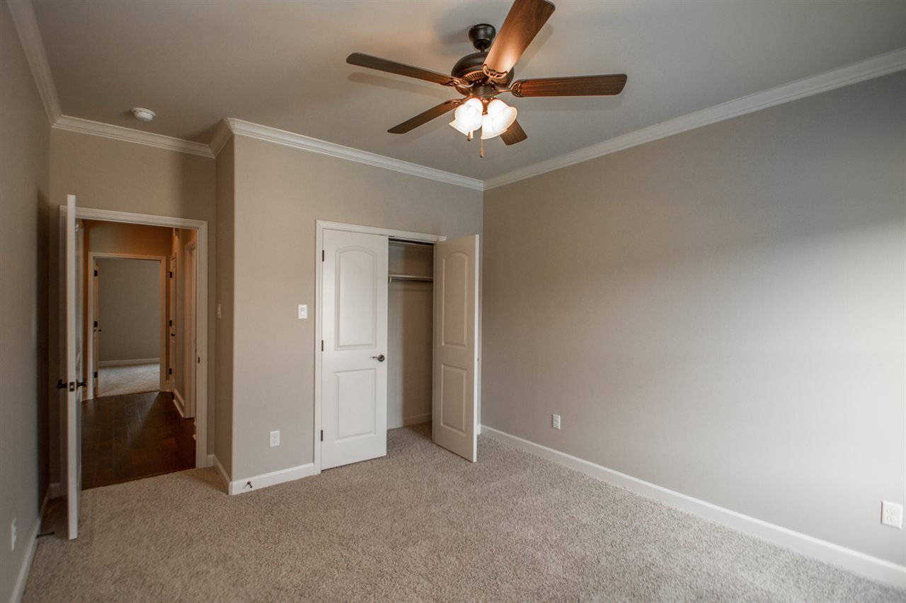 MILLERS GLENN - Residential