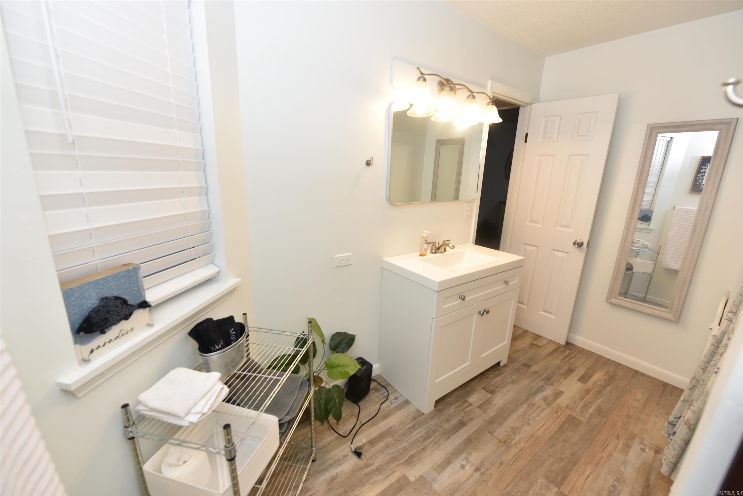 SUMMERHILL PLACE CONDOS - Residential