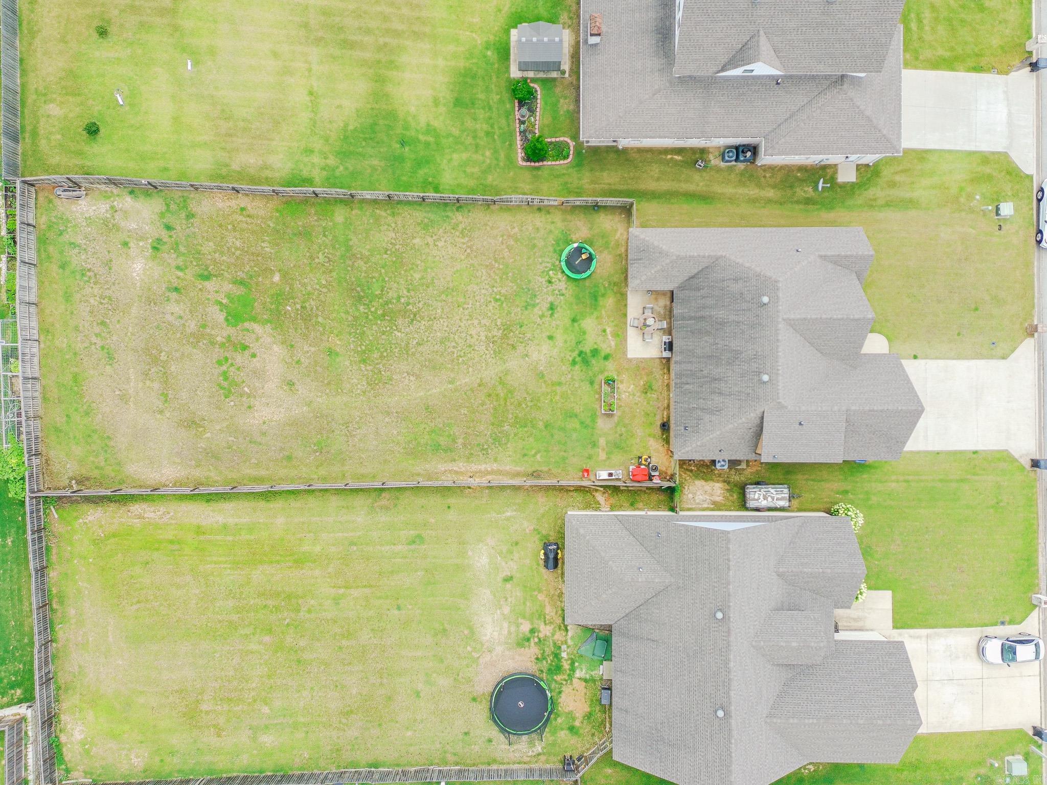 TWIN OAKS - Residential
