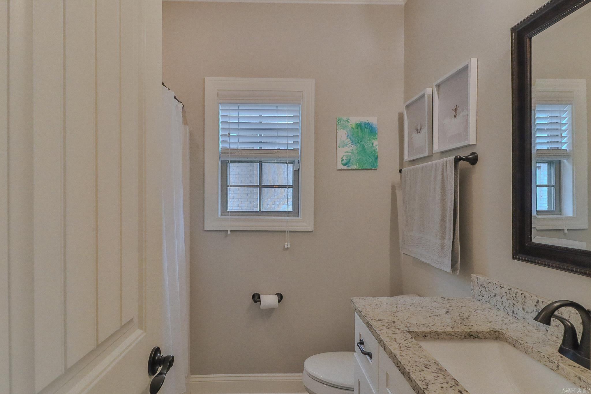 TWIN OAKS - Residential