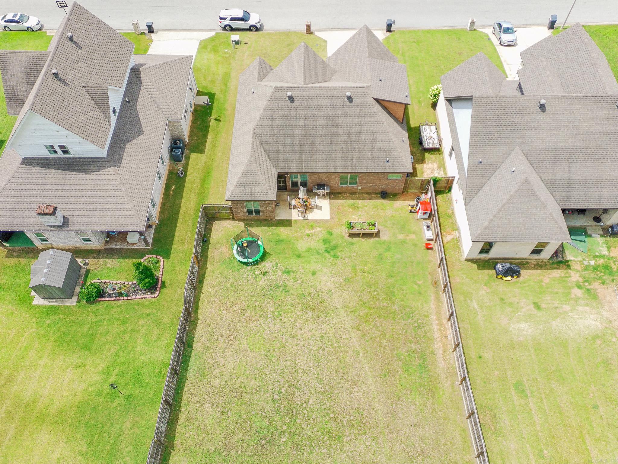 TWIN OAKS - Residential
