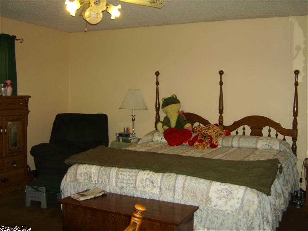 PECAN LAKE - Residential