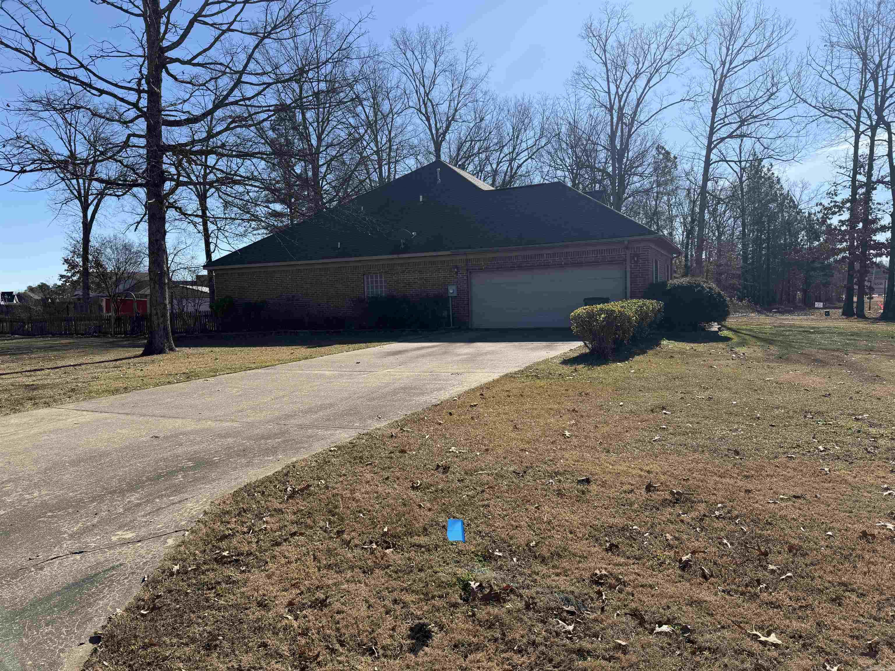COLONY CREEK - Residential