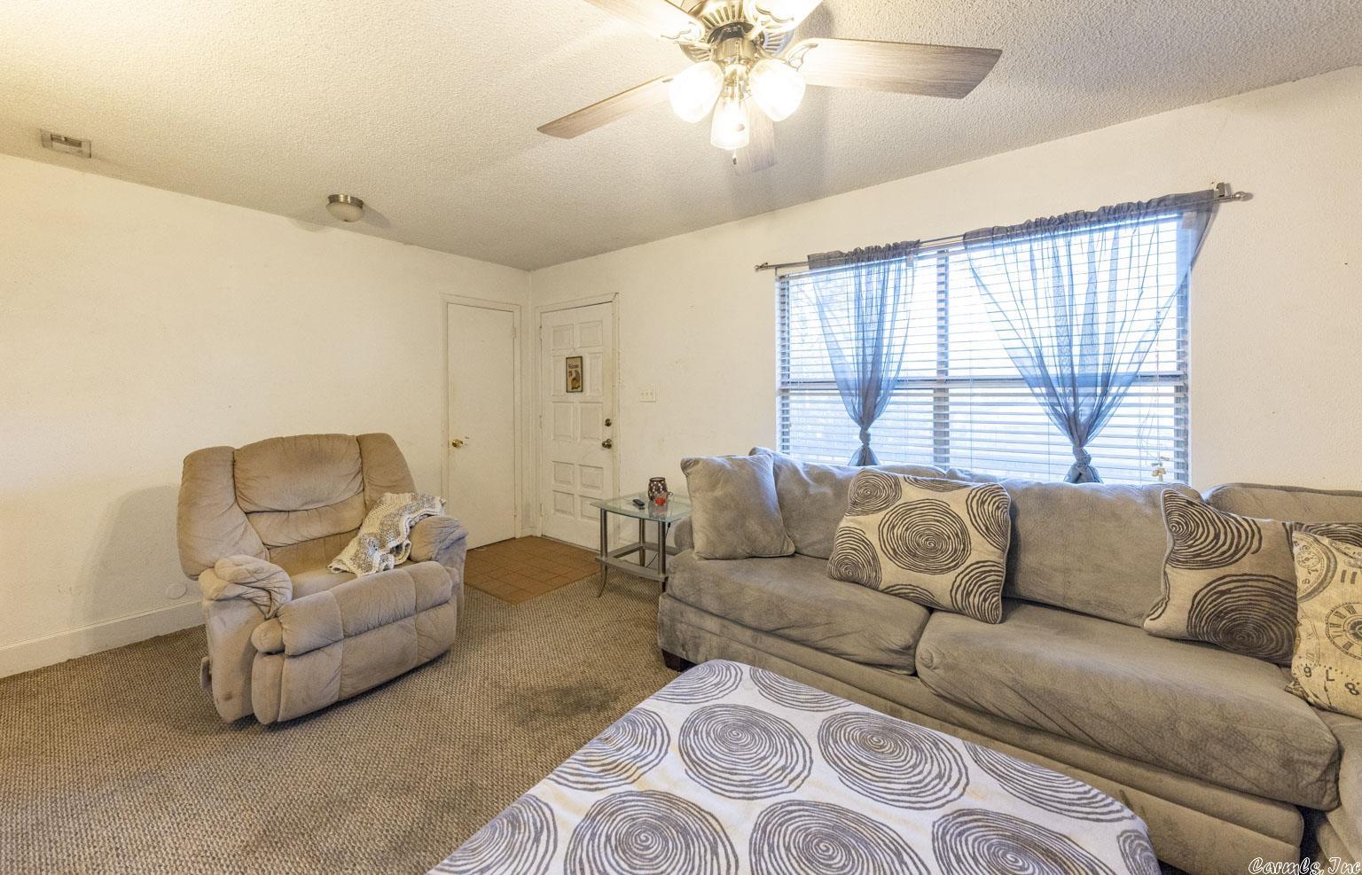 INDIAN HILLS - Residential
