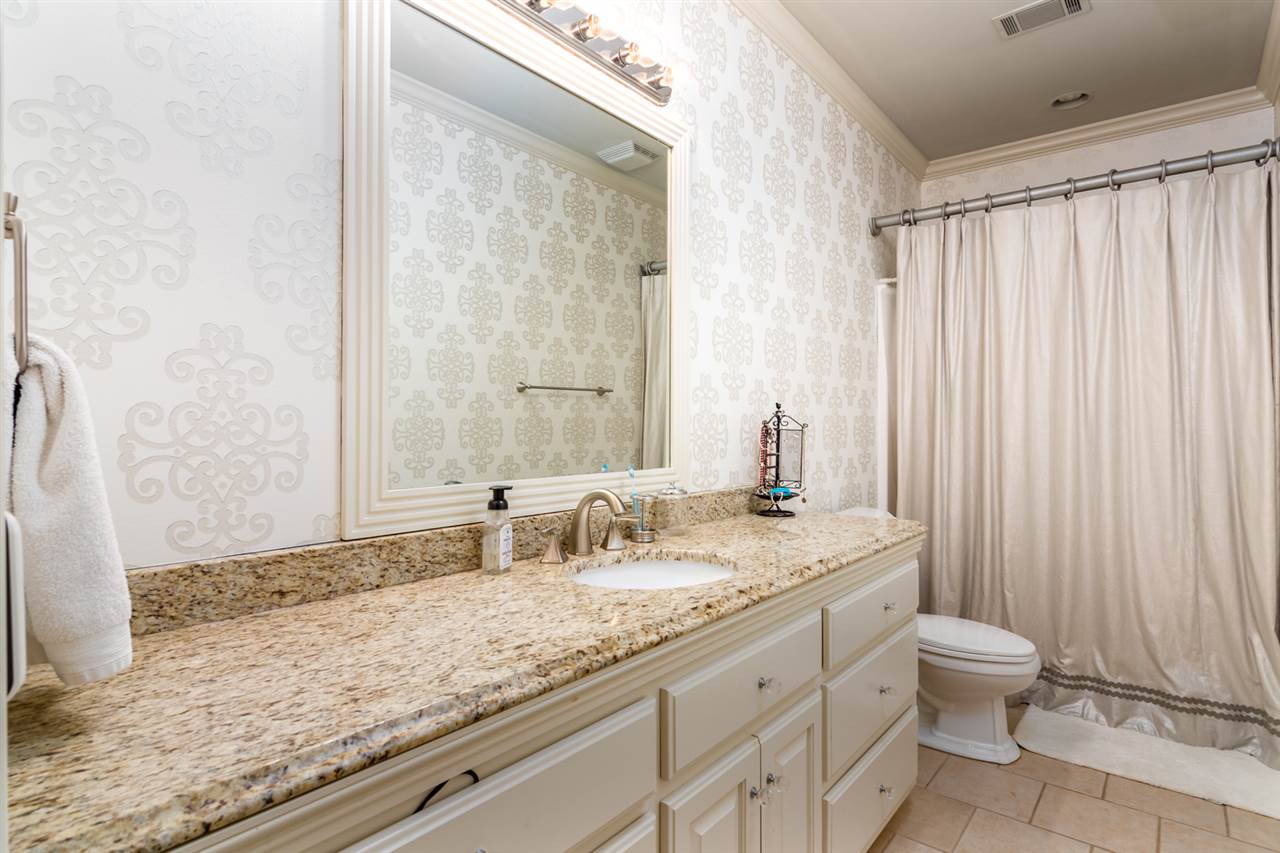 HICKORY CREEK - Residential