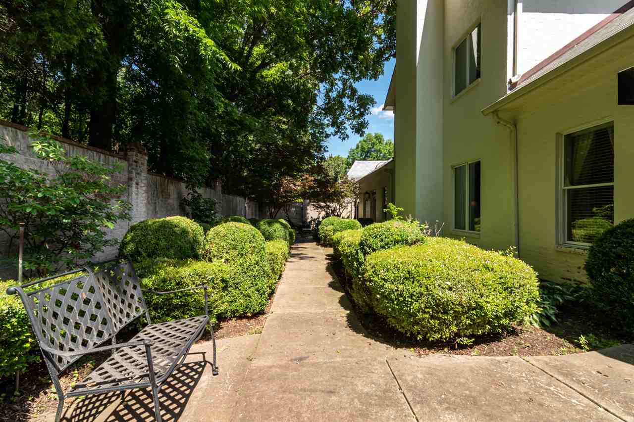 HICKORY CREEK - Residential