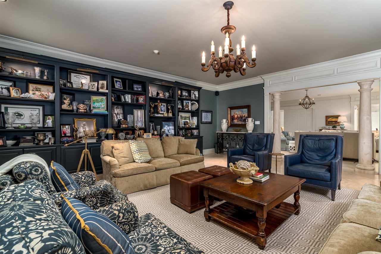 HICKORY CREEK - Residential