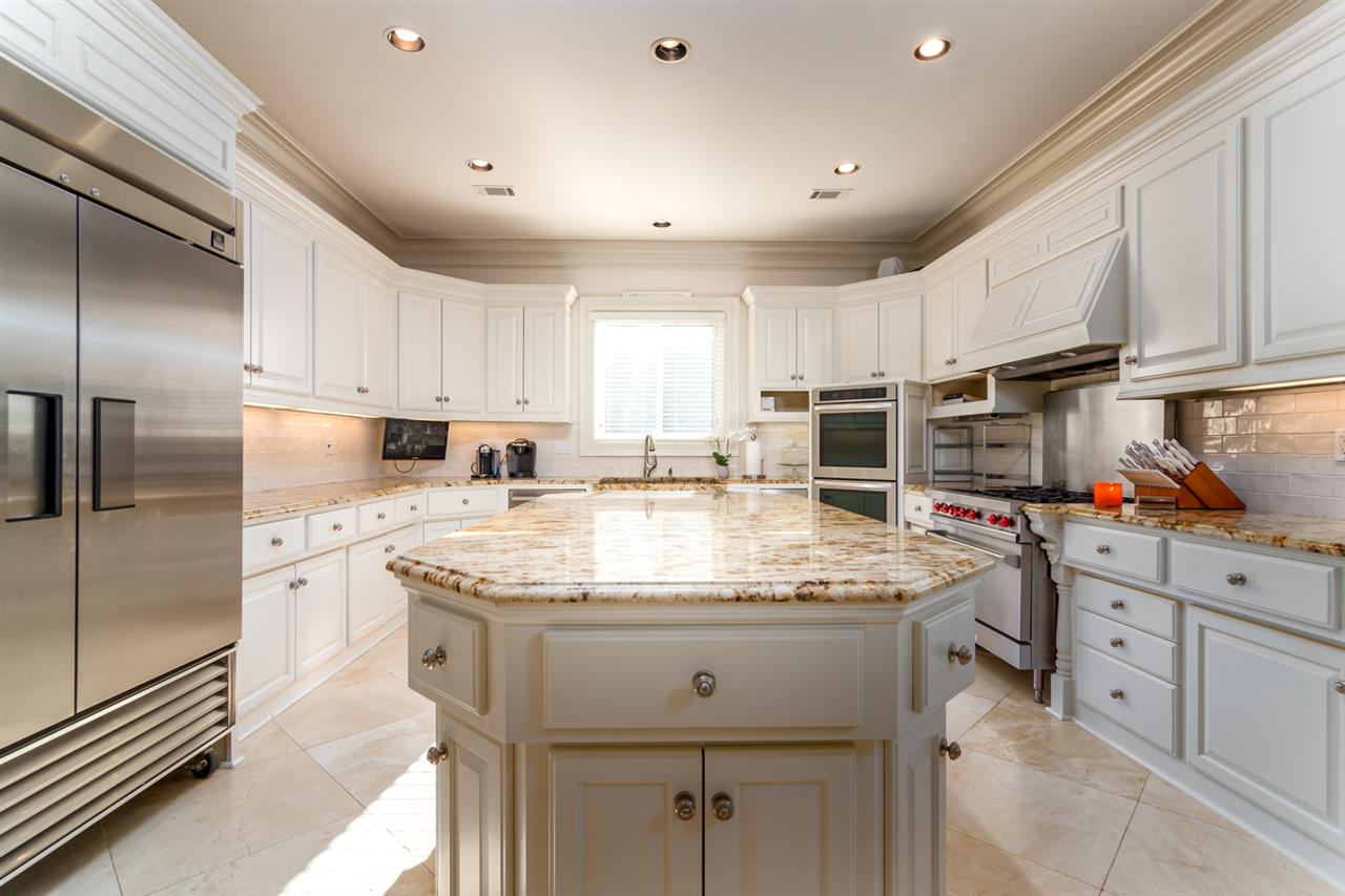 HICKORY CREEK - Residential