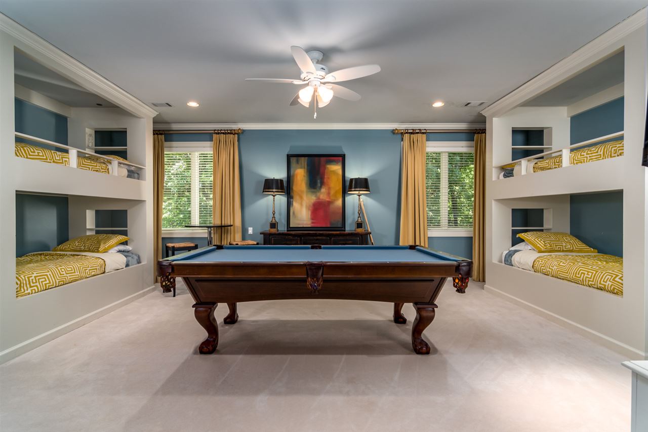 HICKORY CREEK - Residential