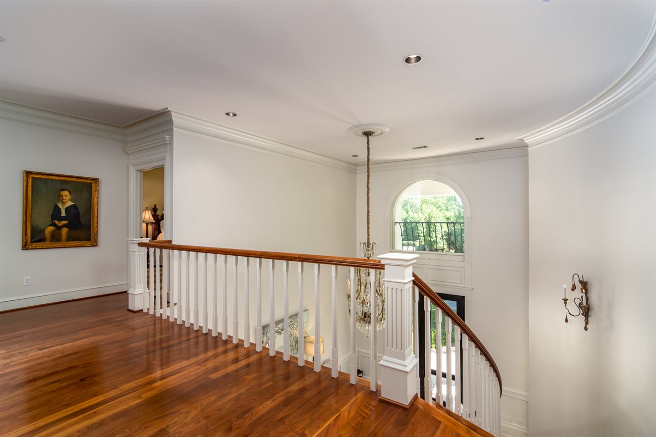 HICKORY CREEK - Residential