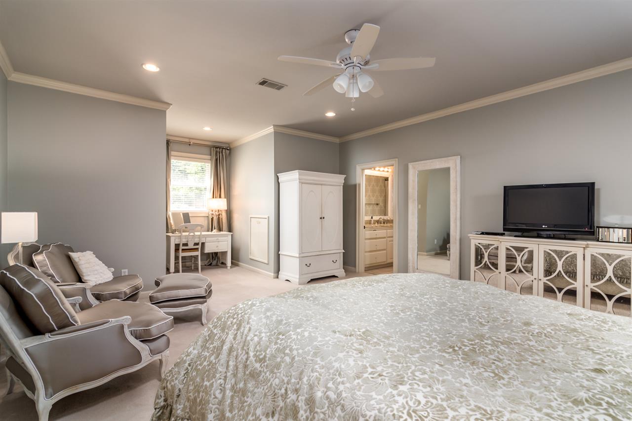 HICKORY CREEK - Residential