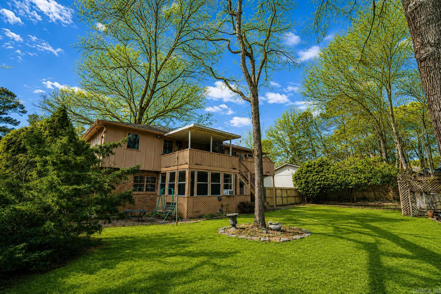 COLONY WEST - Residential