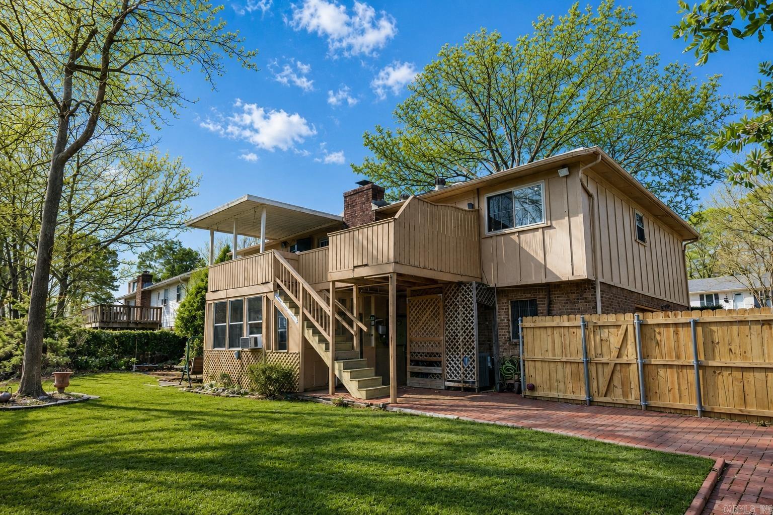 COLONY WEST - Residential