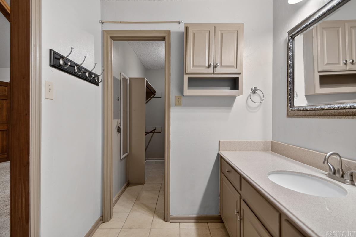 OVERBROOK - Residential