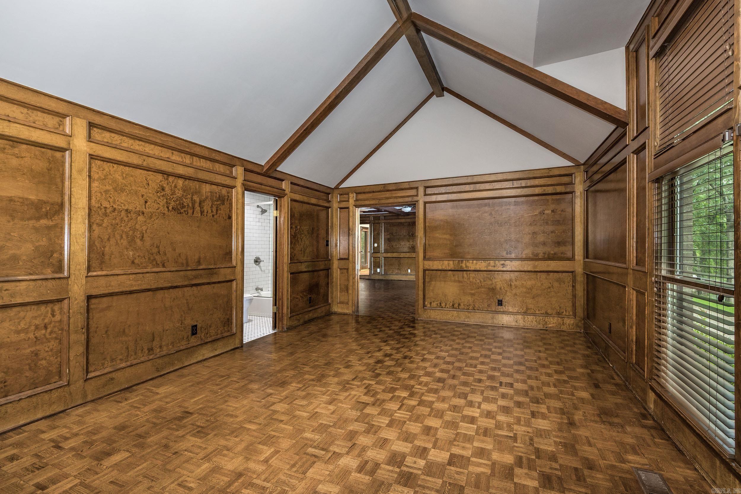 PLEASANT VALLEY - Residential