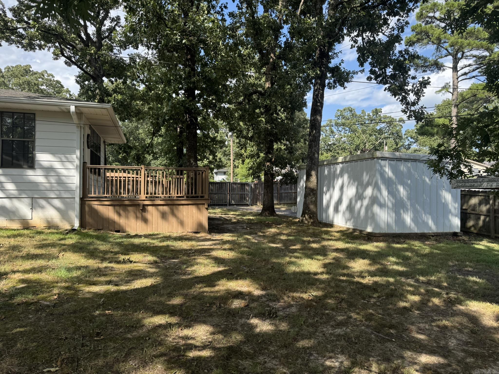 INDIAN HILLS - Residential