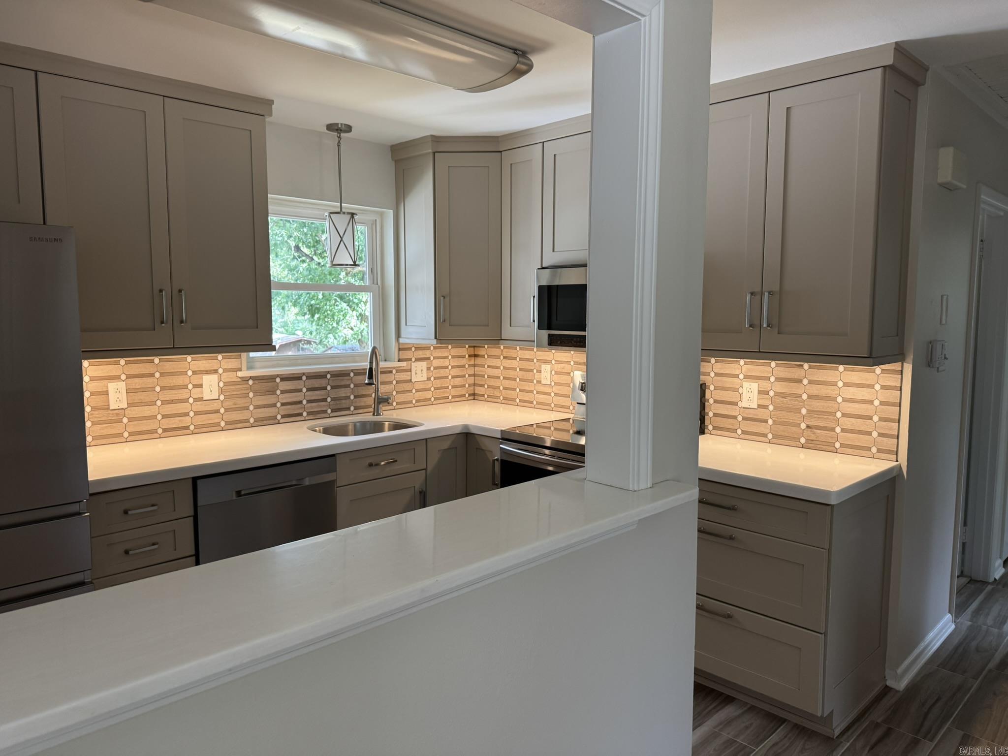 INDIAN HILLS - Residential