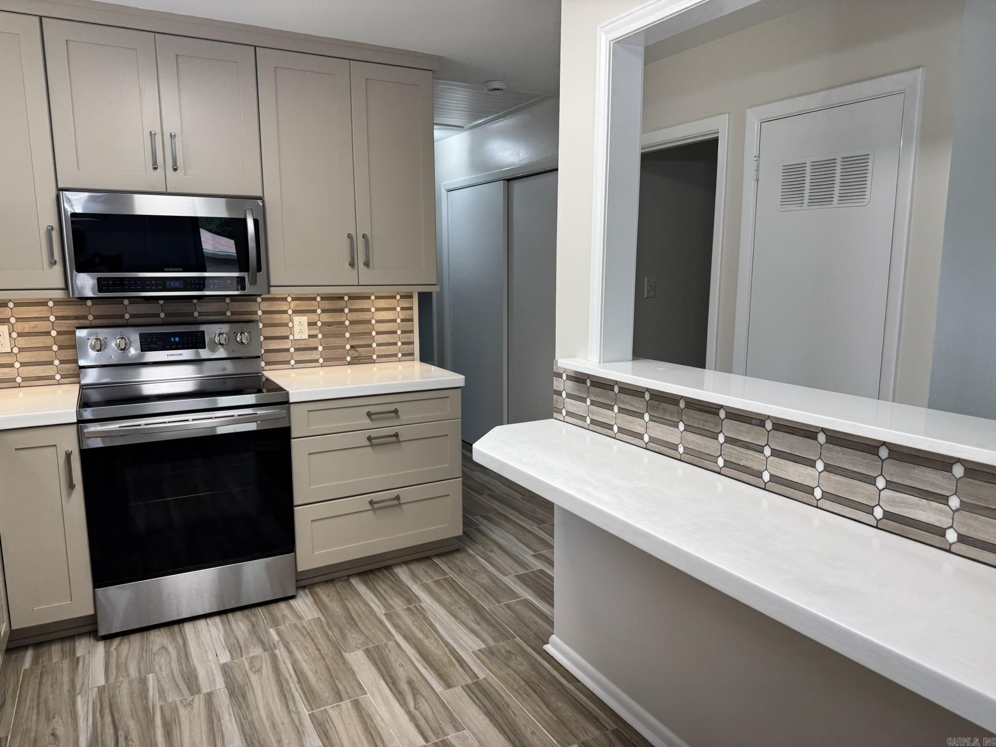 INDIAN HILLS - Residential