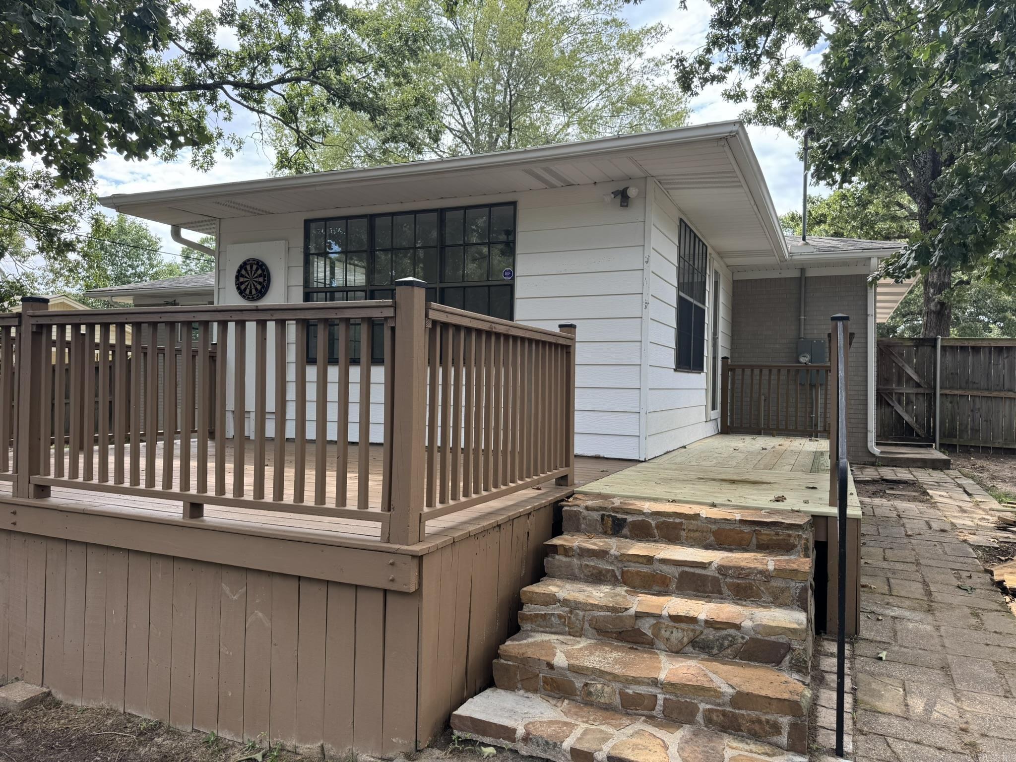 INDIAN HILLS - Residential