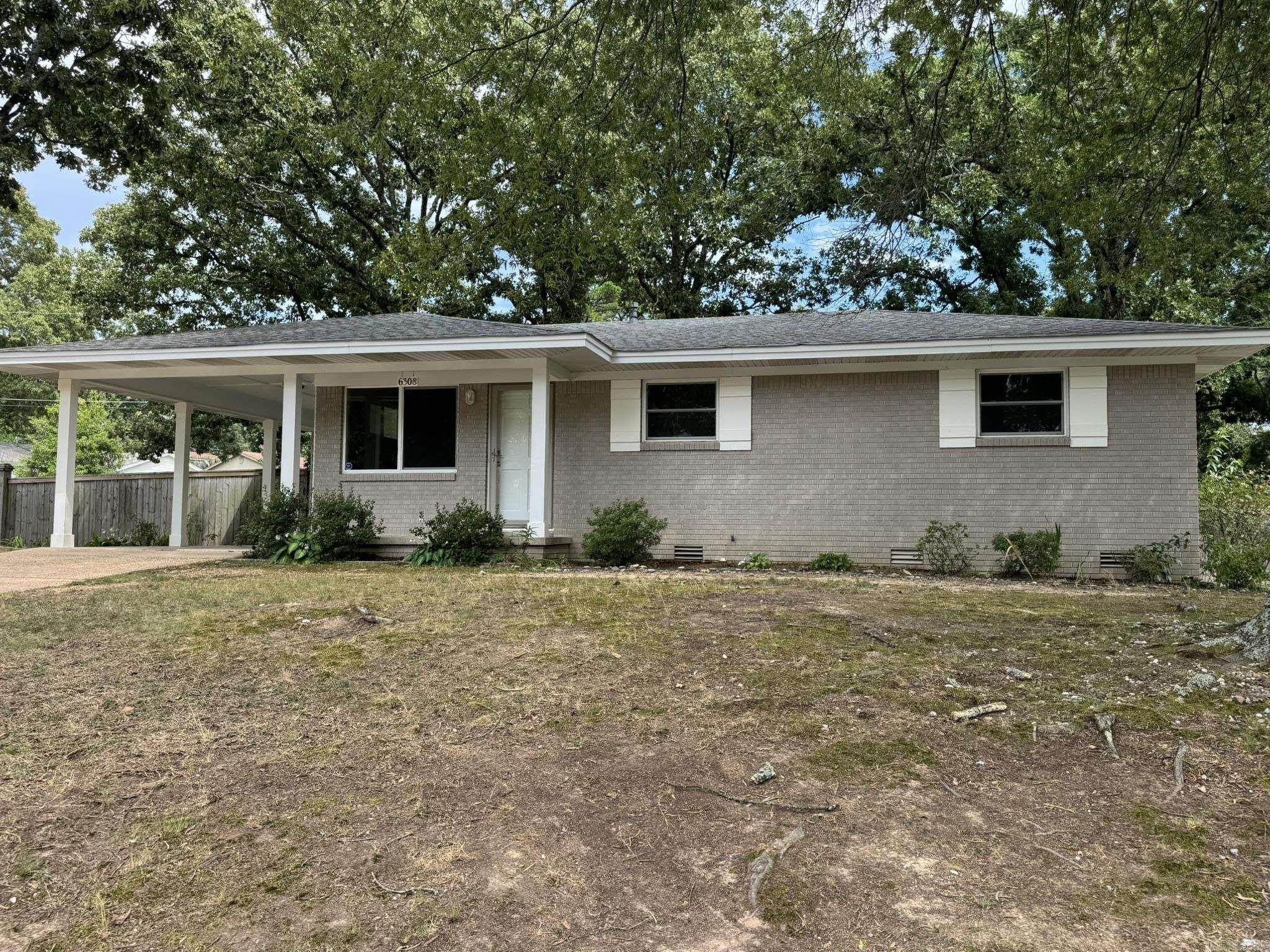 Great Starter/Retirement Home or Investment Opportunity. Listing shows as 4BR/2BA. However, previous tenants used it as a 3 BR utilizing the addition on rear of house as a living room...giving them 2 separate living areas.  Home was completely remodeled in 2018 w/ New roof, exterior windows and storm doors, bricks were sealed and painted, new bathrooms, custom cabinets & counter tops, all new appliances, fixtures,  privacy fence and exterior storage/garage.   In last 30 days home has received new paint throughout the interior, new flooring in all 4 bedrooms and 1 bathroom, new decking & steps on over half the deck and a new dishwasher.   Located in a great neighborhood with the Top Rated Indianhills Elementary, Kroger and numerous restaurants within walking distance!  Owner/Agent