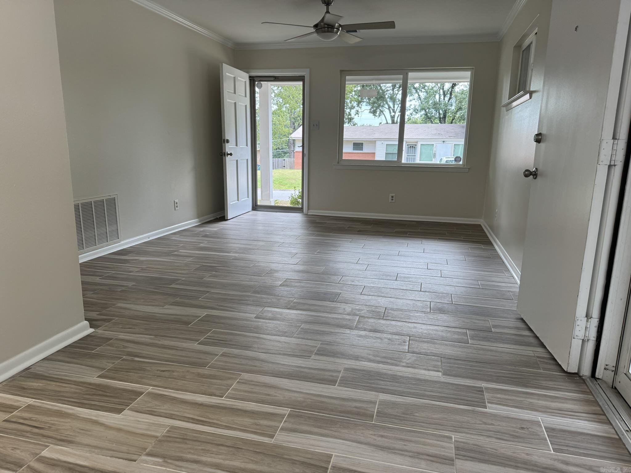INDIAN HILLS - Residential