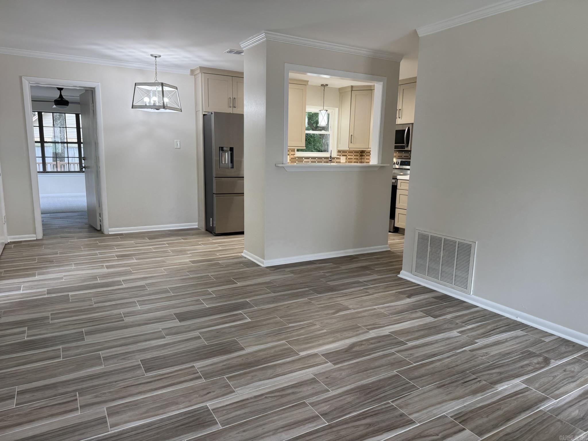 INDIAN HILLS - Residential