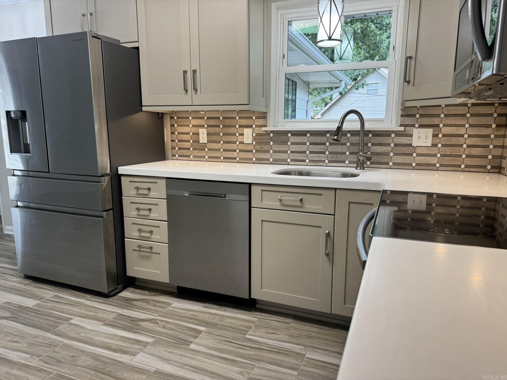 INDIAN HILLS - Residential