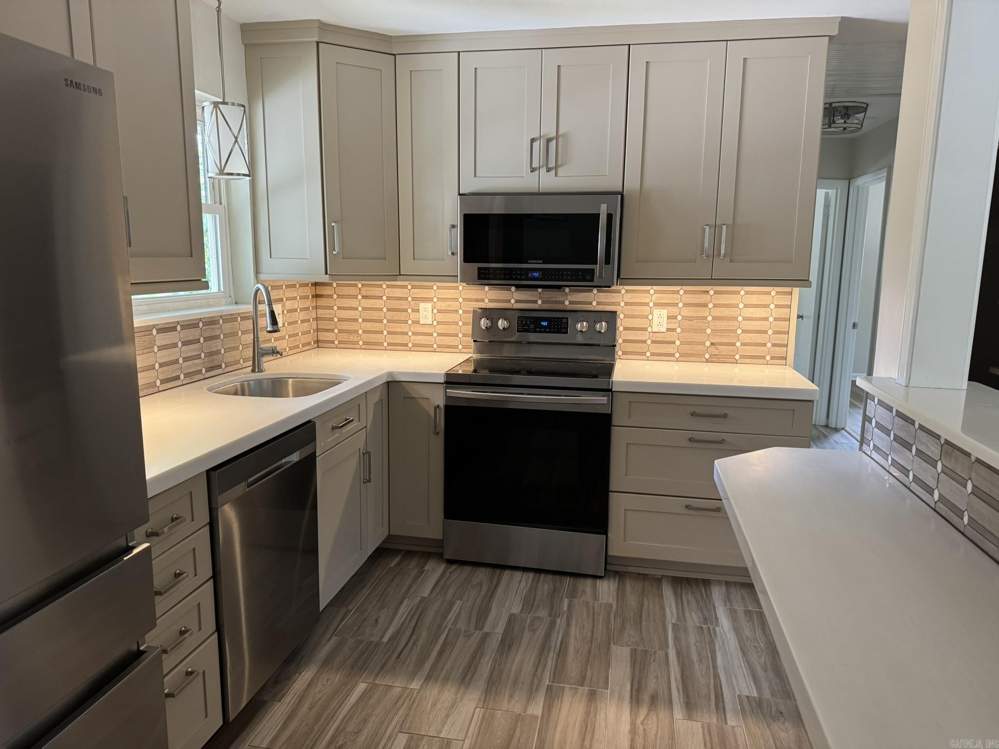 INDIAN HILLS - Residential