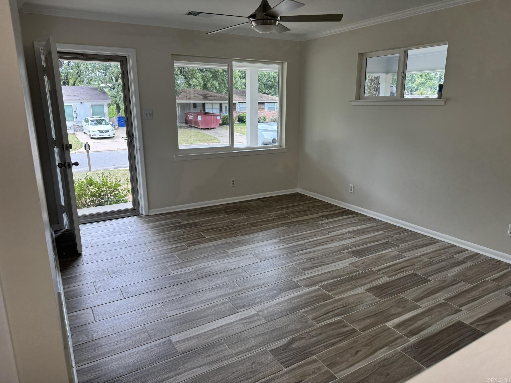 INDIAN HILLS - Residential