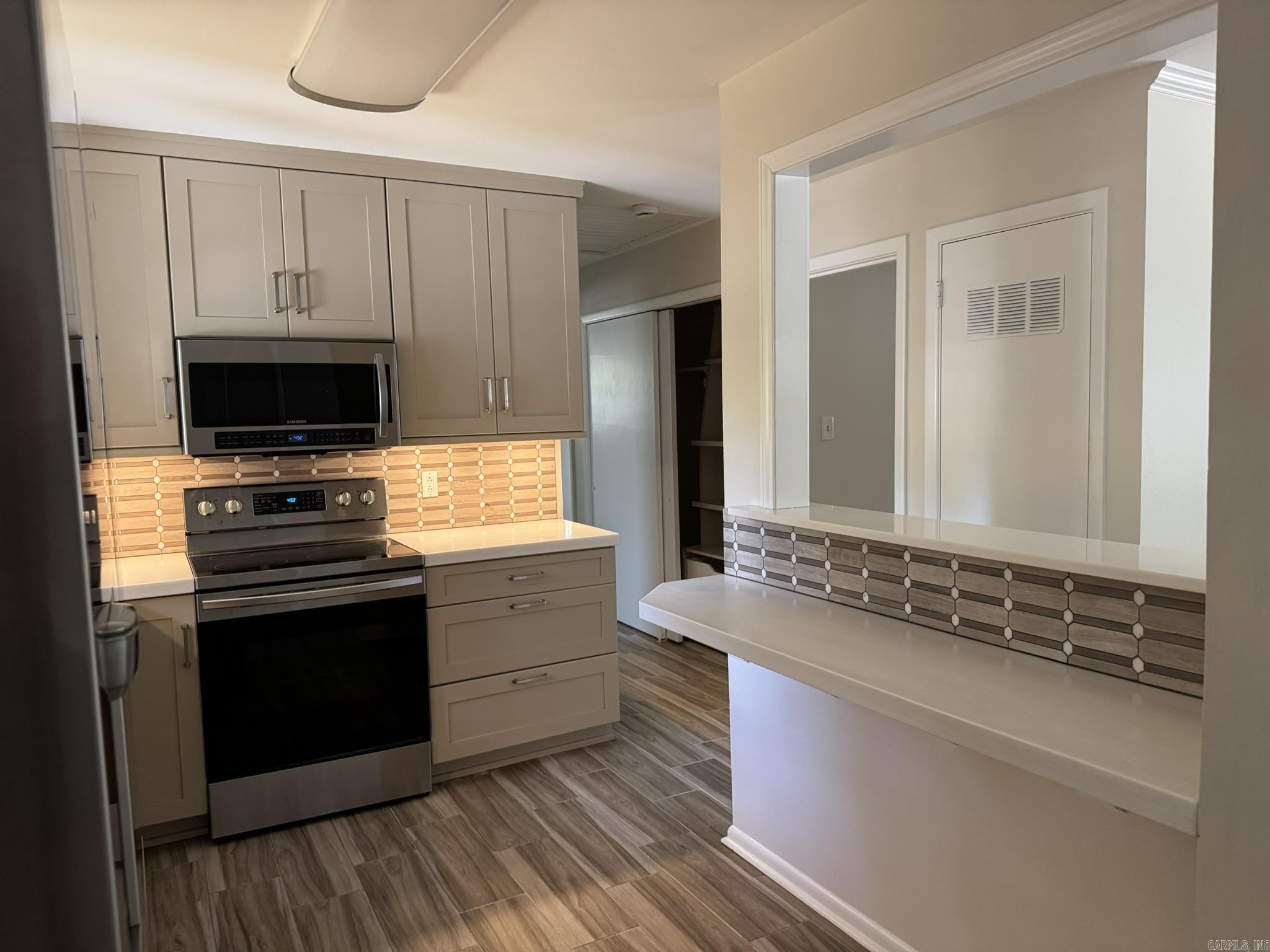 INDIAN HILLS - Residential