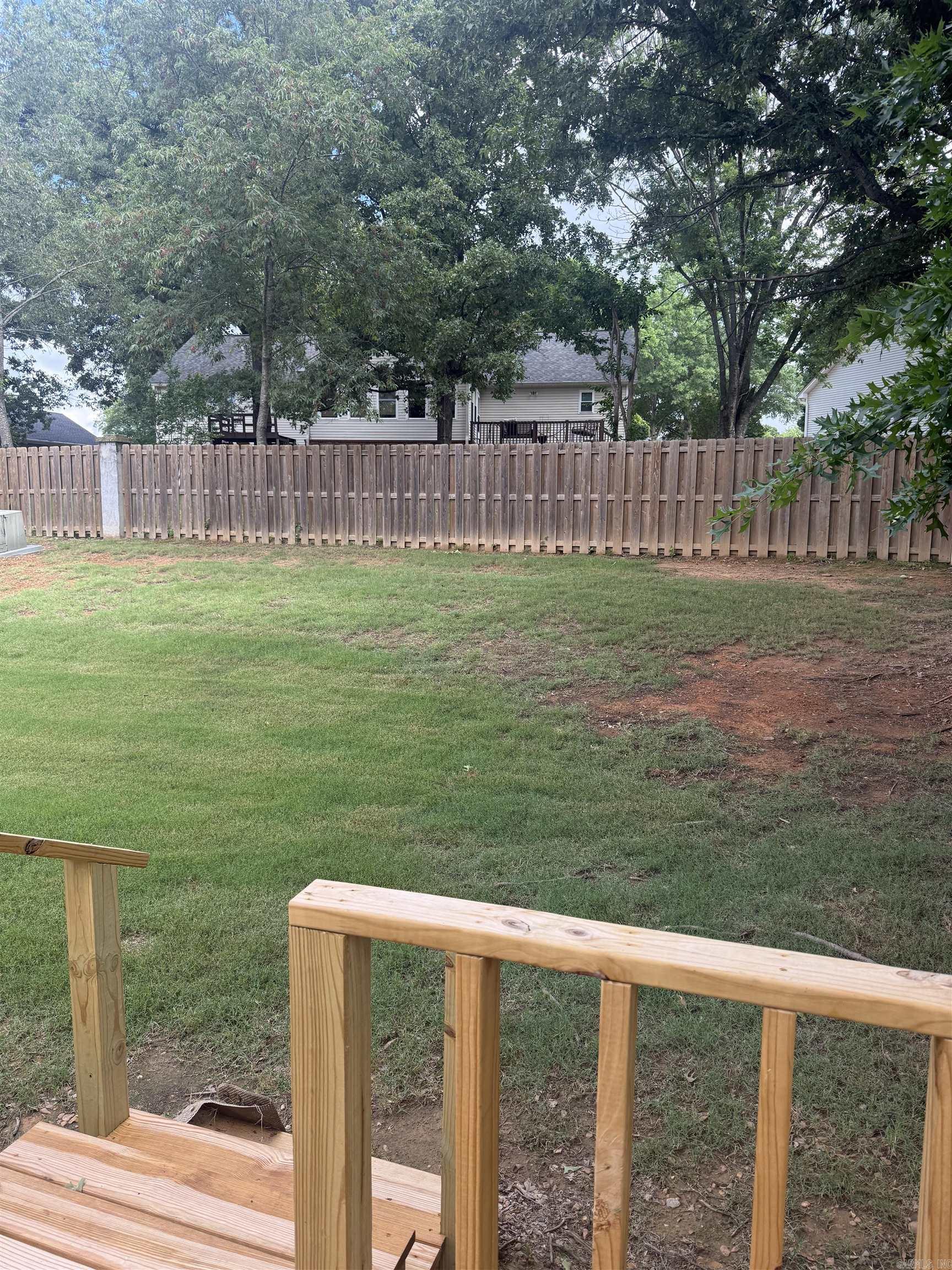 RIVER OAKS COMMONS - Residential