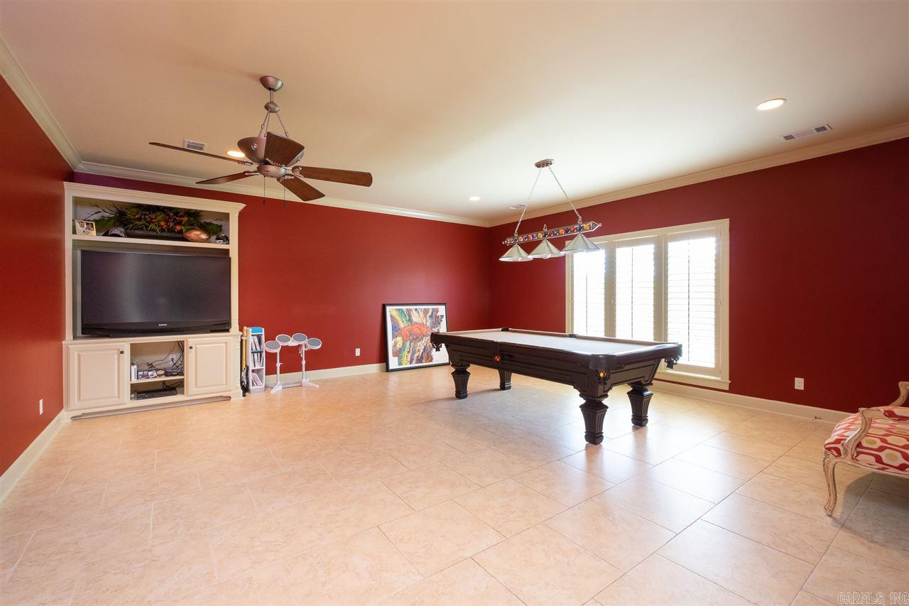 CHENAL DOWNS - Residential