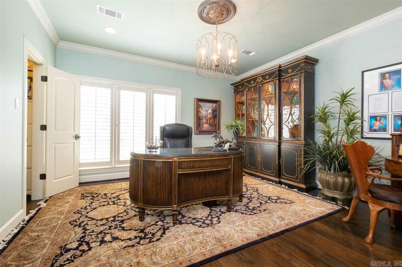 CHENAL DOWNS - Residential