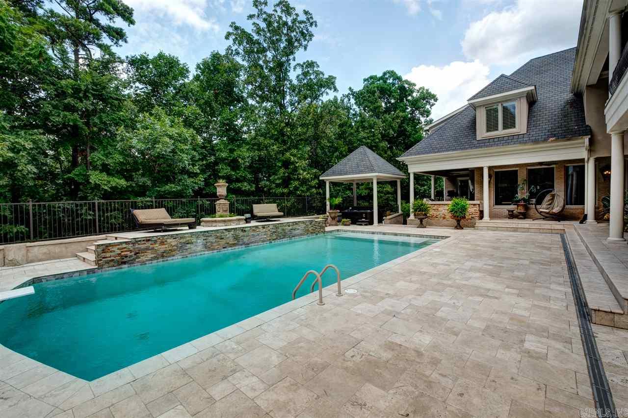 CHENAL DOWNS - Residential