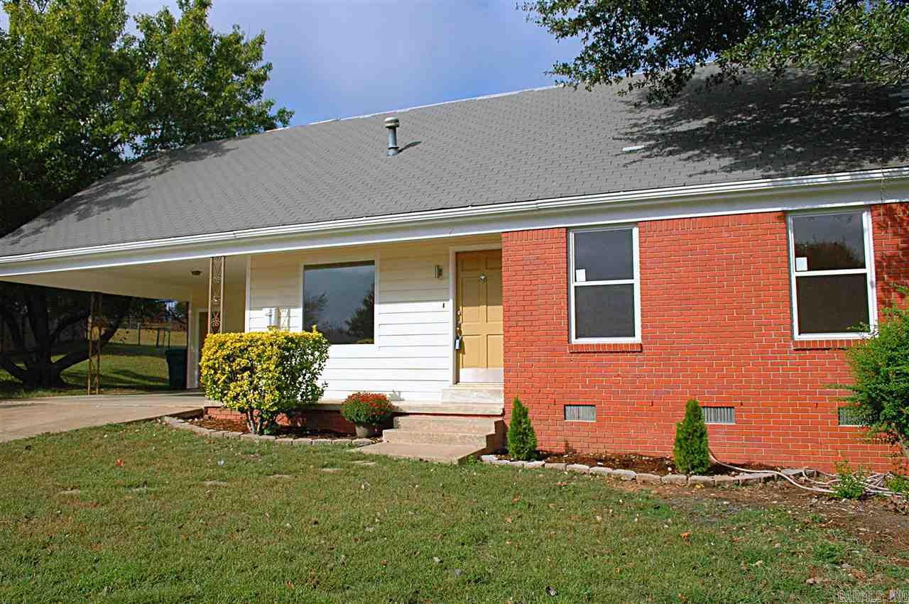 Fantastic renovated home that backs up to private neighborhood park for sale. Walking distance to great restaurants & close to other shopping. Ideally located close to freeway. This home has gleaming refinished hardwood floors (no carpet), updated bathrooms, new lighting & fixtures, 2 living areas, energy efficient windows & fantastic kitchen with granite, tile back-splash & a full suite of stainless steel kitchen appliances. Owner installing new roof. Too many updates to list! Agents see remarks!