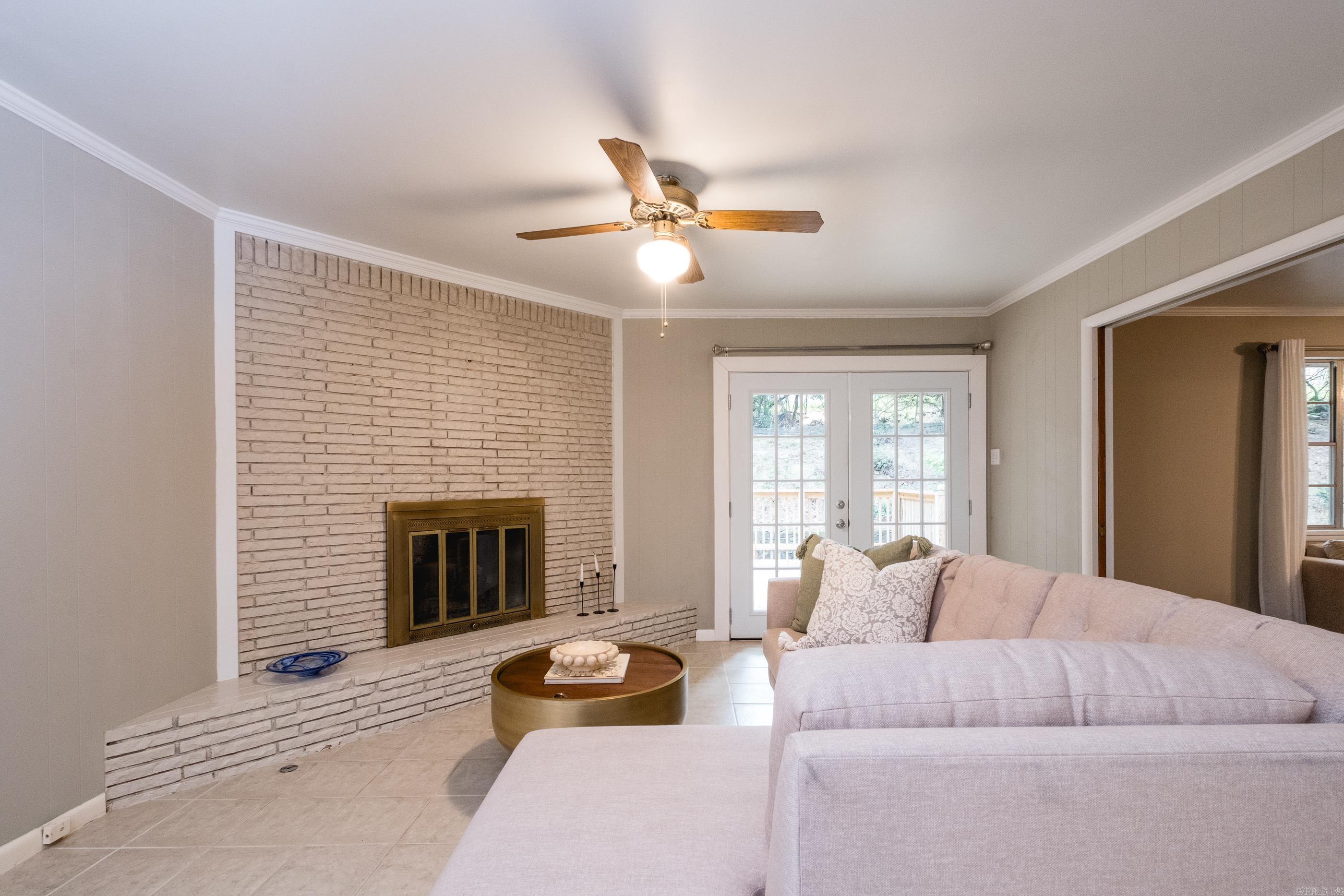 KINGWOOD PLACE - Residential