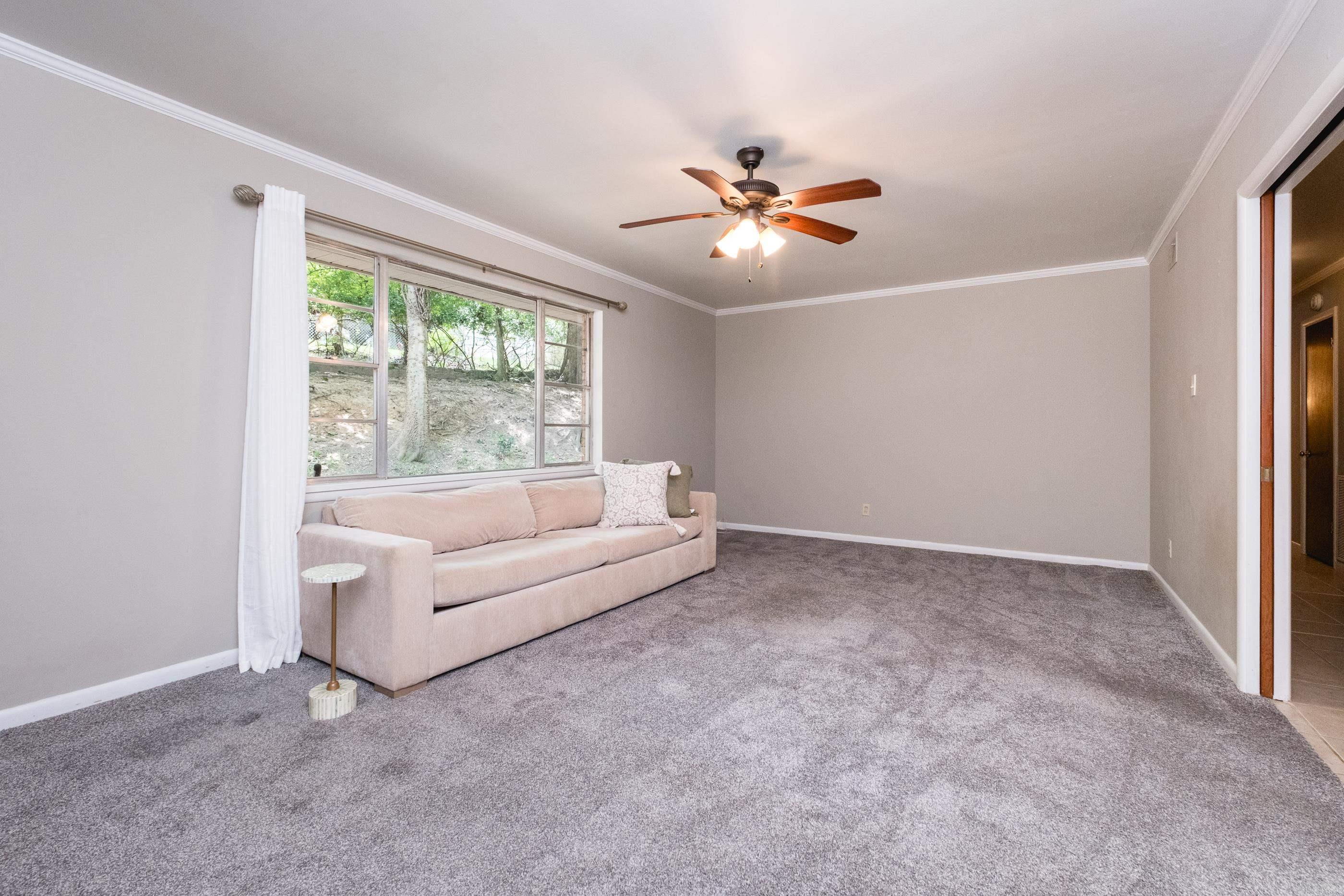 KINGWOOD PLACE - Residential