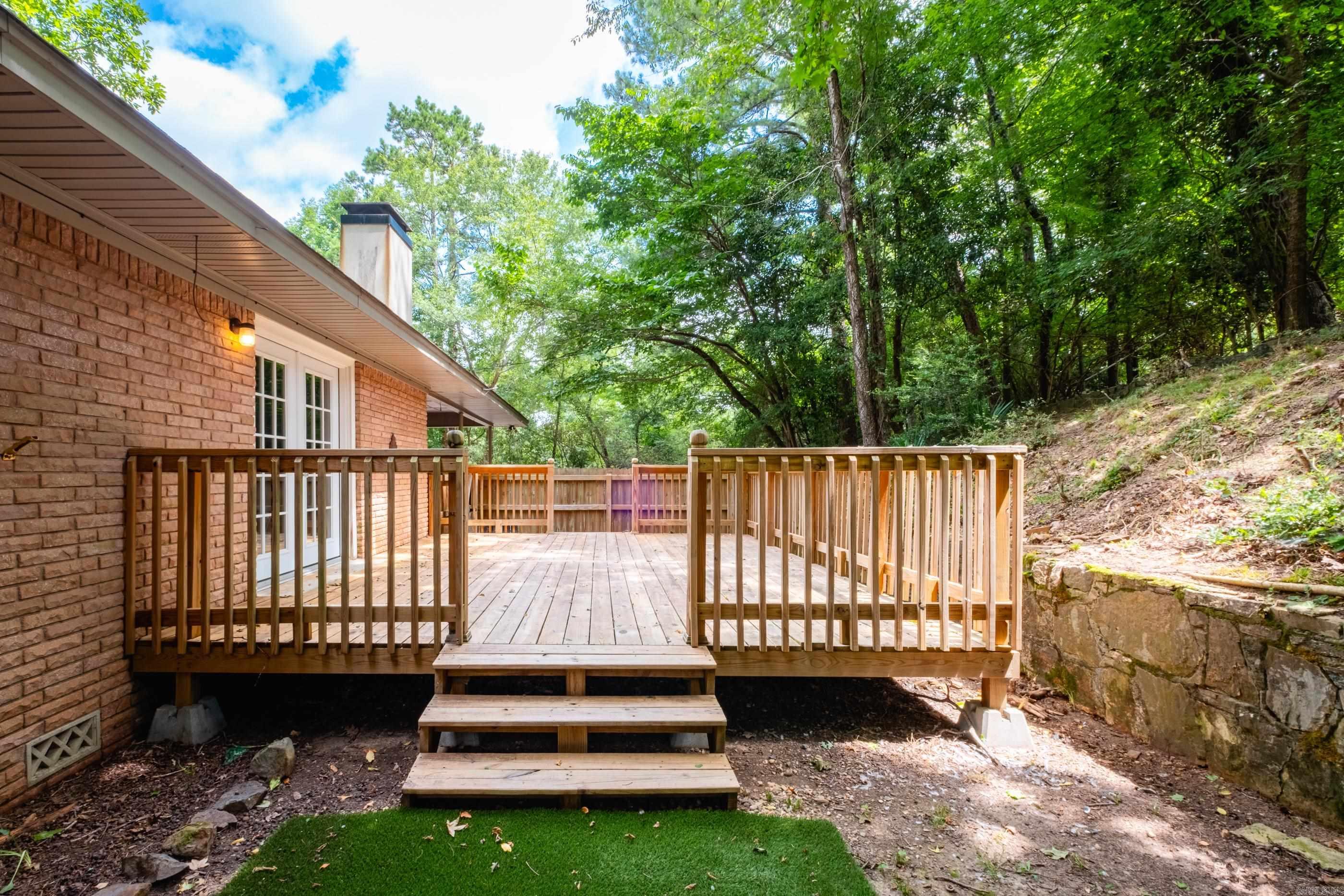 KINGWOOD PLACE - Residential
