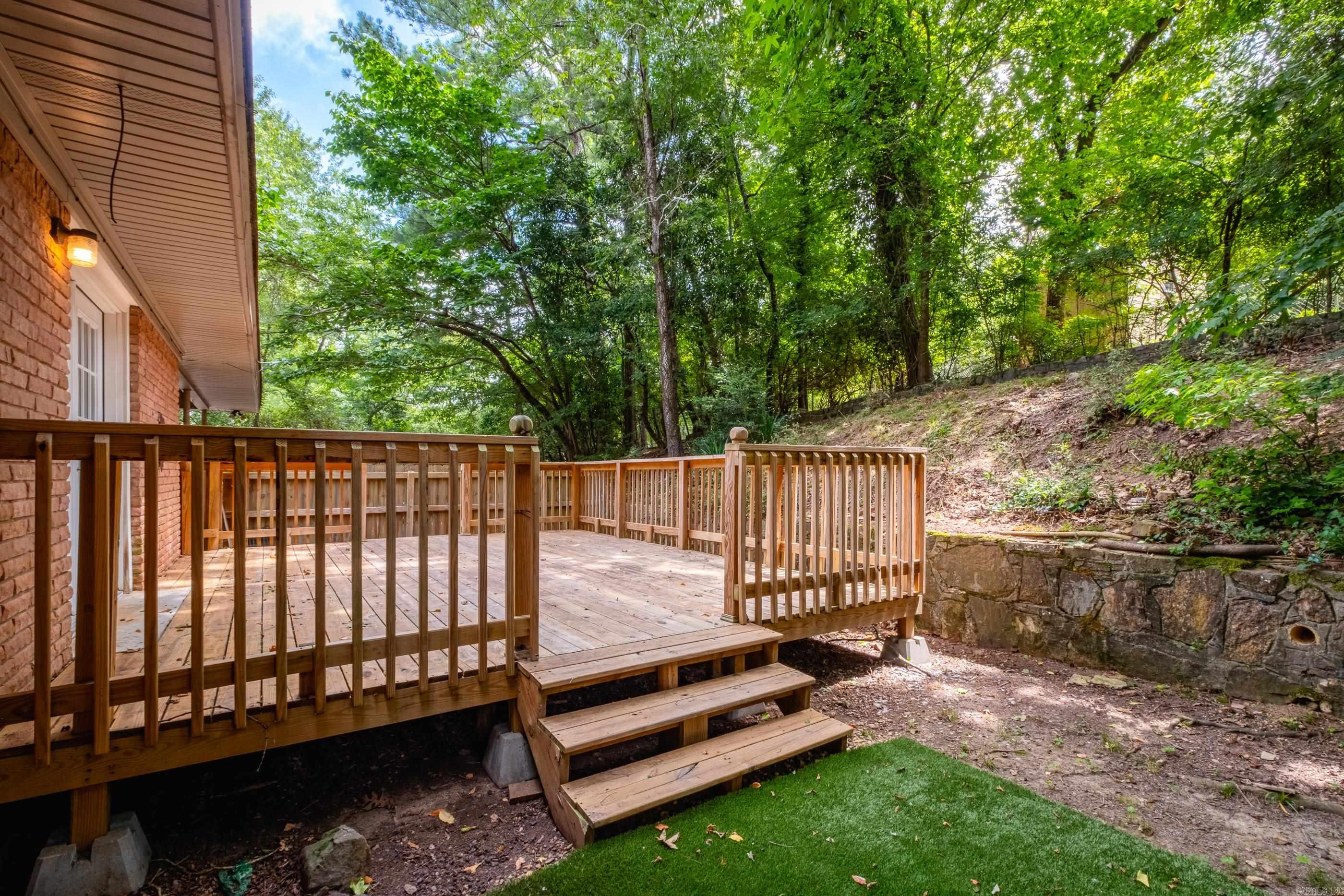 KINGWOOD PLACE - Residential