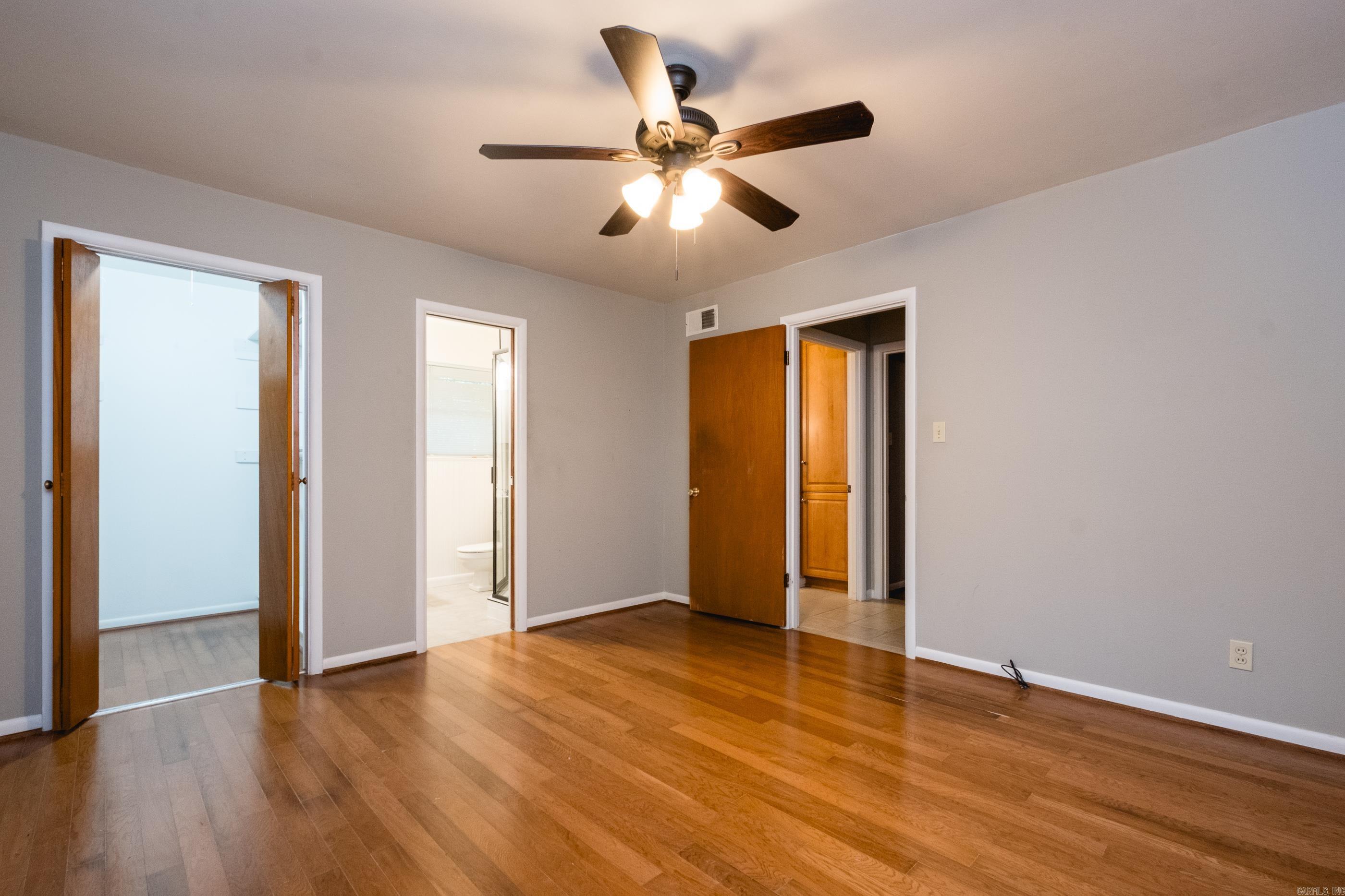 KINGWOOD PLACE - Residential