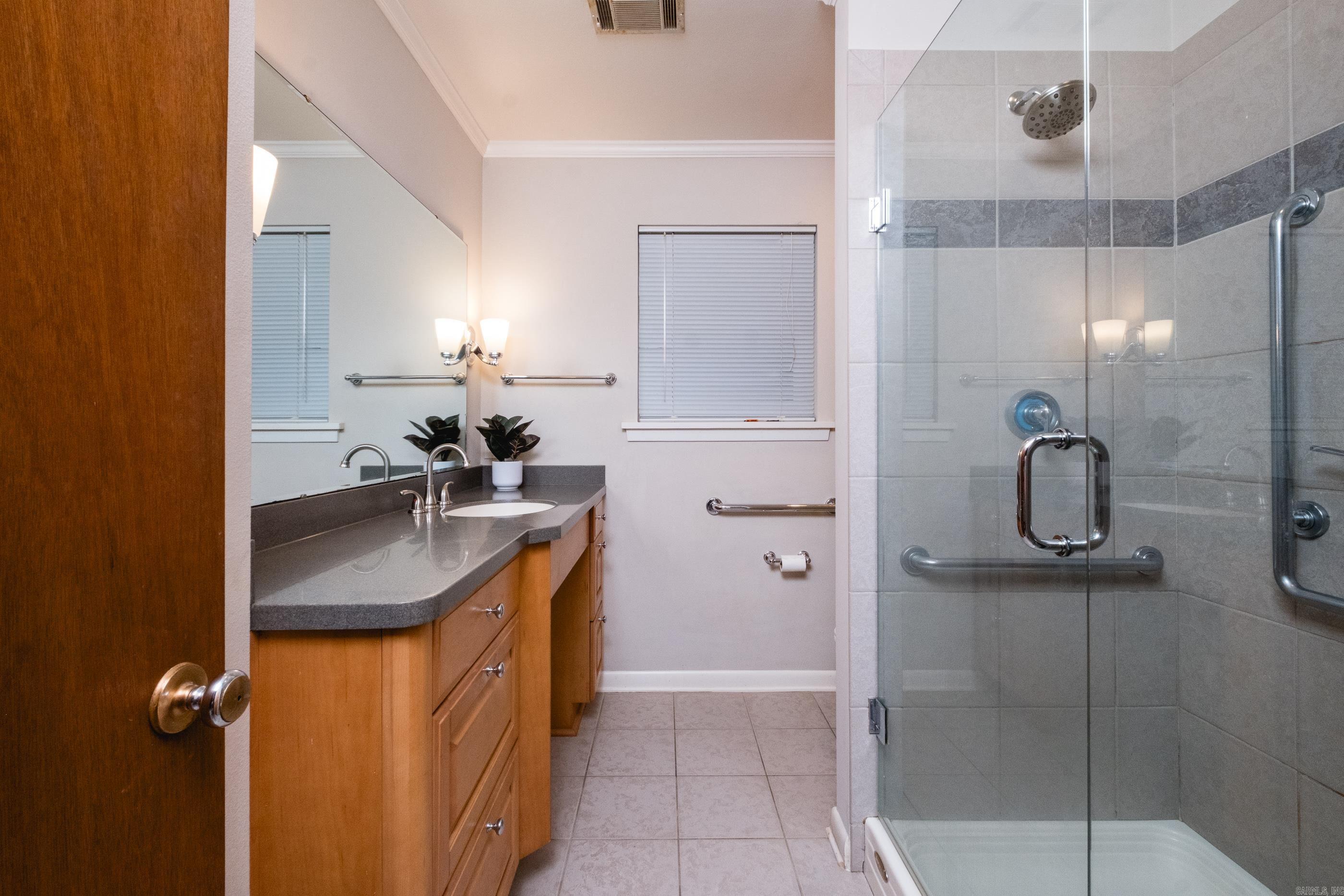 KINGWOOD PLACE - Residential