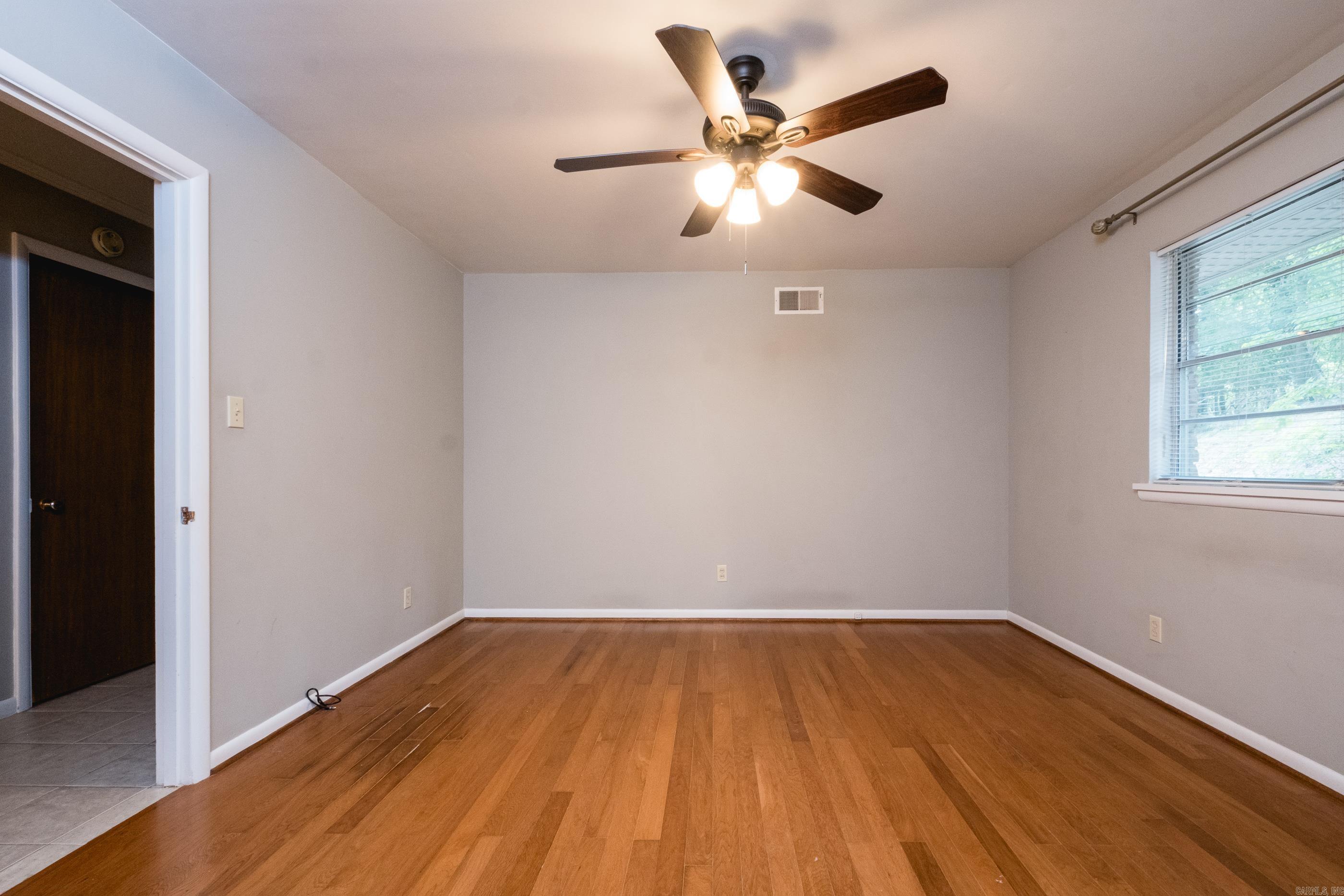 KINGWOOD PLACE - Residential