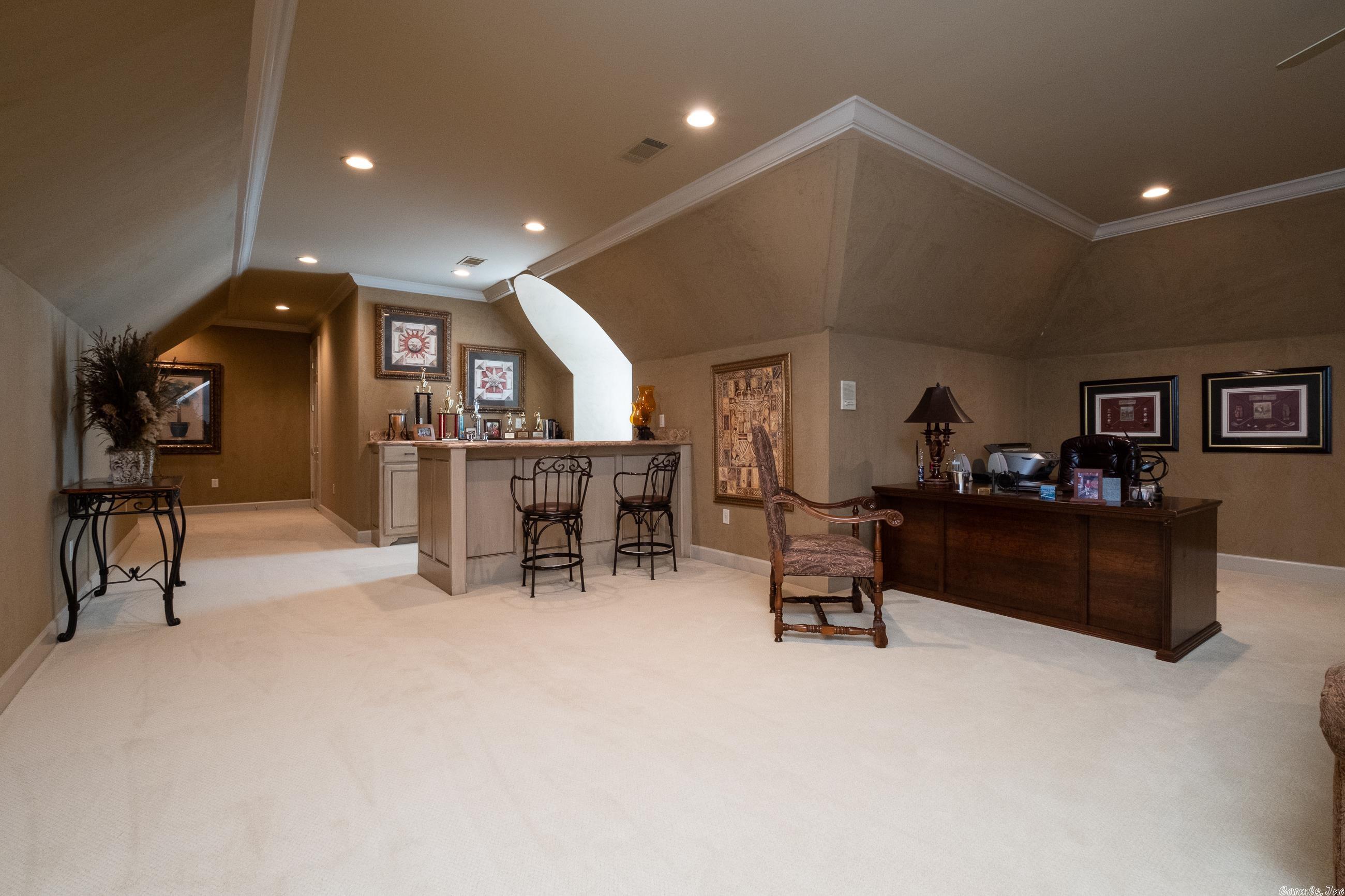 VALLEY FALLS ESTATES - Residential