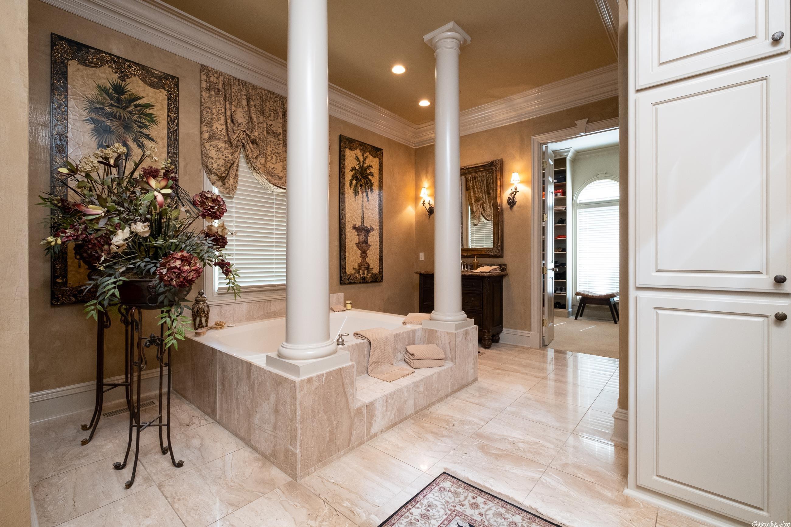 VALLEY FALLS ESTATES - Residential